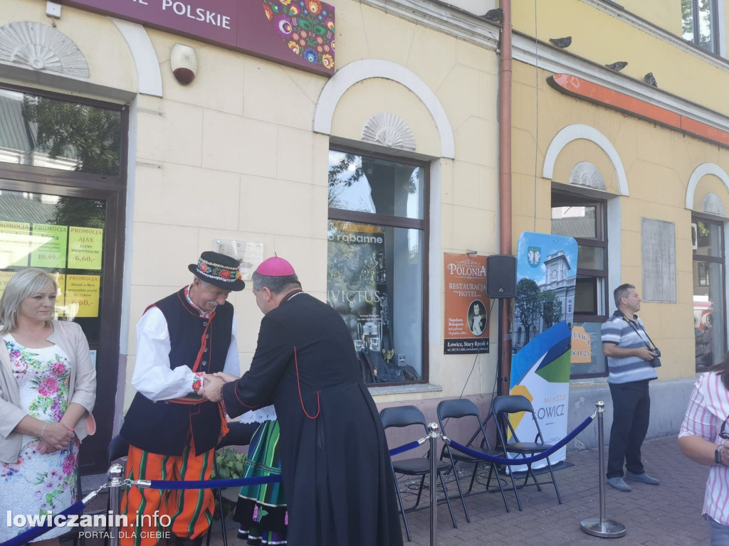 Uroczystość odsłonięcia Gwiozd Łowickich