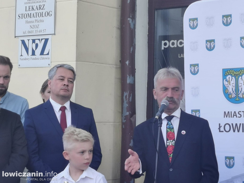 Uroczystość odsłonięcia Gwiozd Łowickich