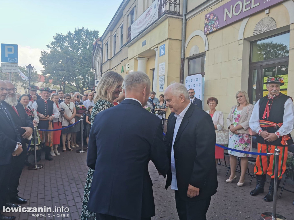 Uroczystość odsłonięcia Gwiozd Łowickich