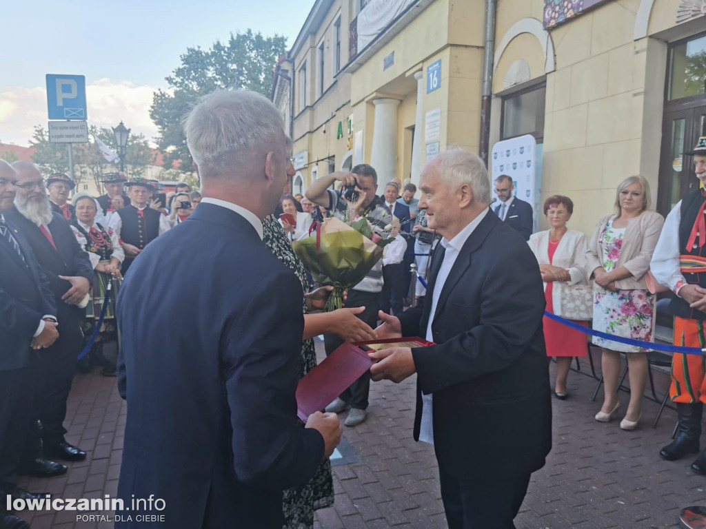 Uroczystość odsłonięcia Gwiozd Łowickich