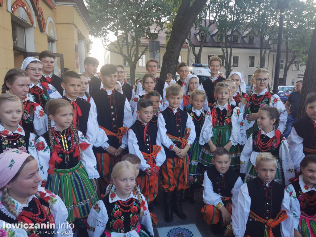 Uroczystość odsłonięcia Gwiozd Łowickich