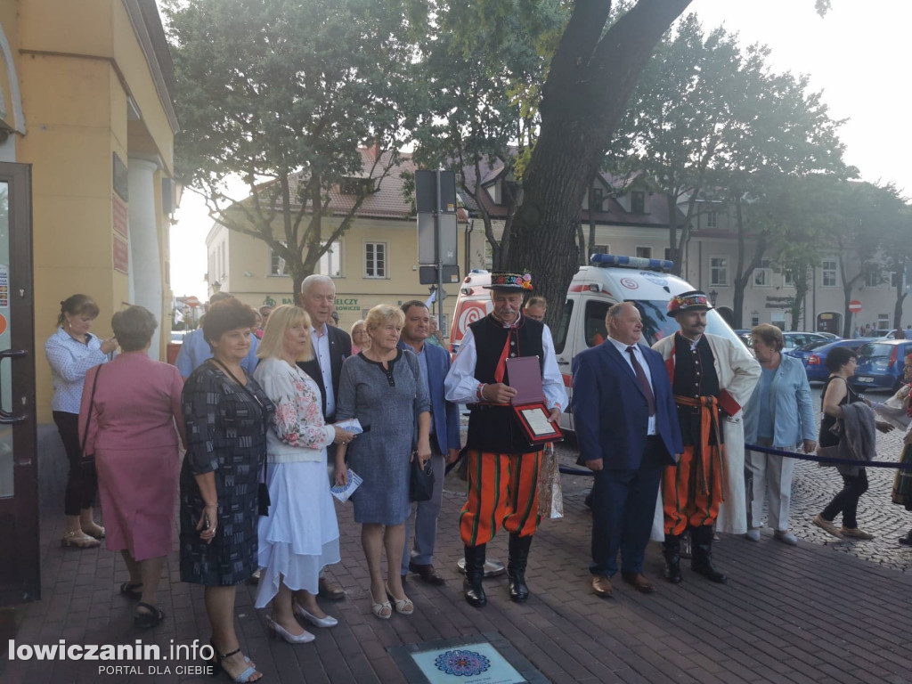 Uroczystość odsłonięcia Gwiozd Łowickich