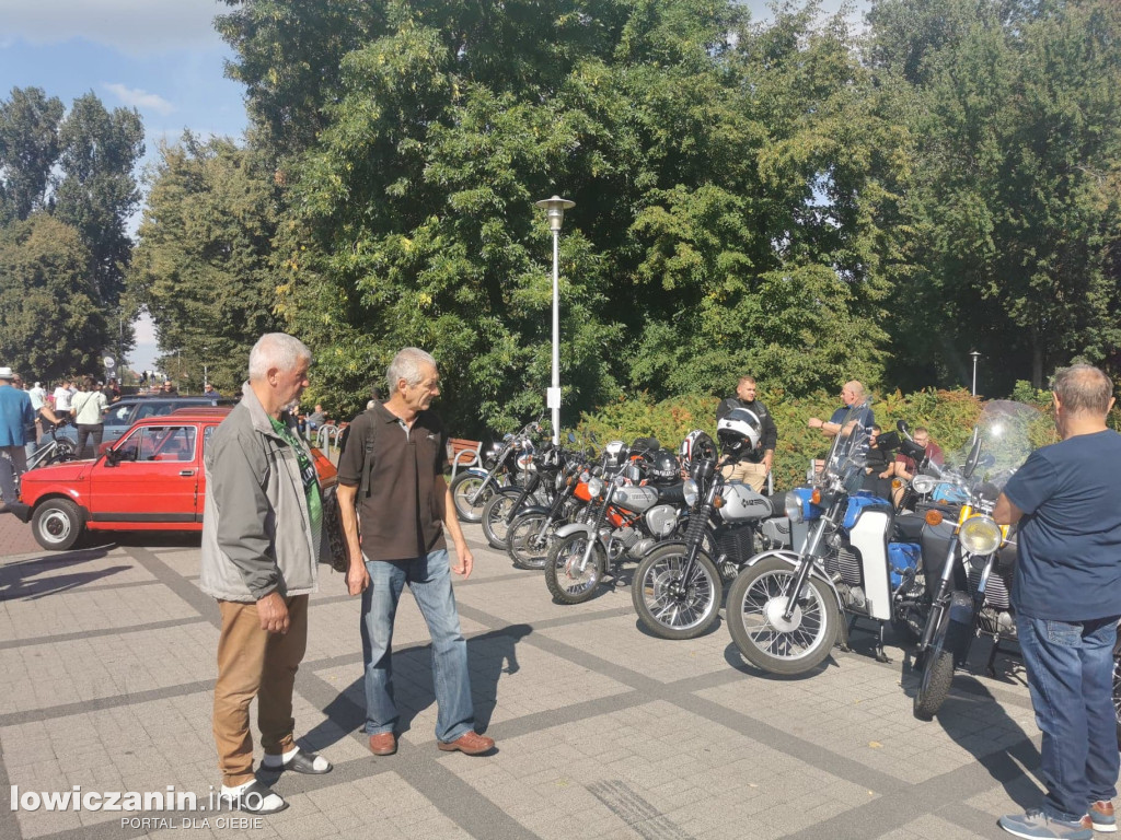 Zlot Miłośników Starej Motoryzacji w Łowiczu