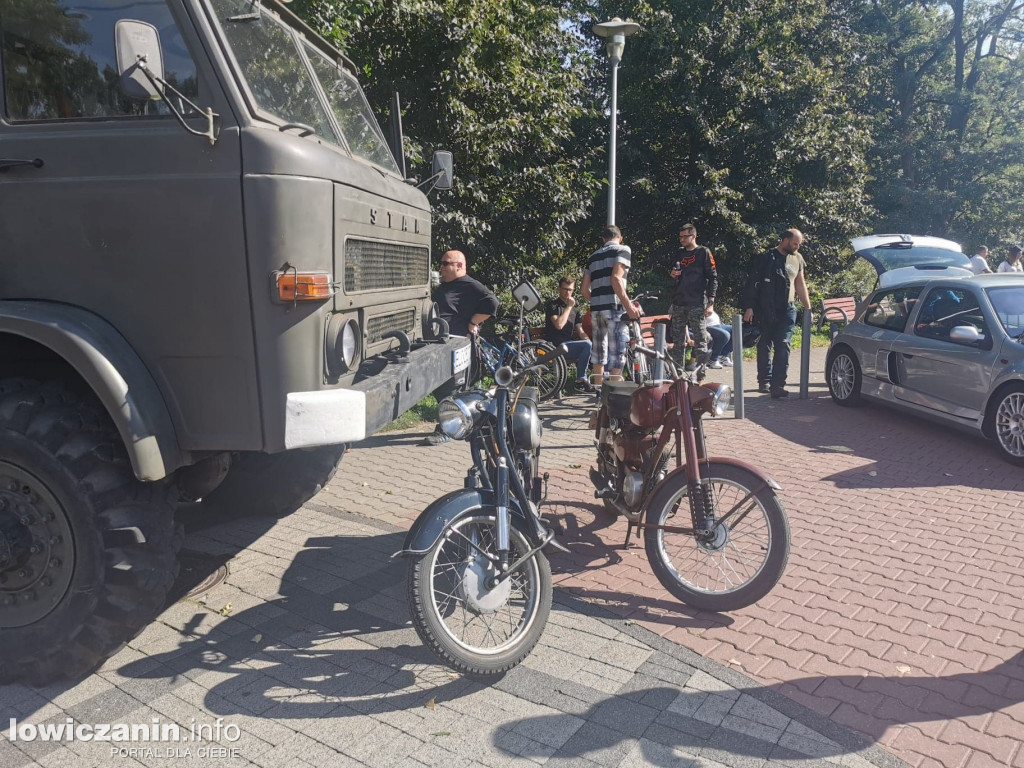 Zlot Miłośników Starej Motoryzacji w Łowiczu