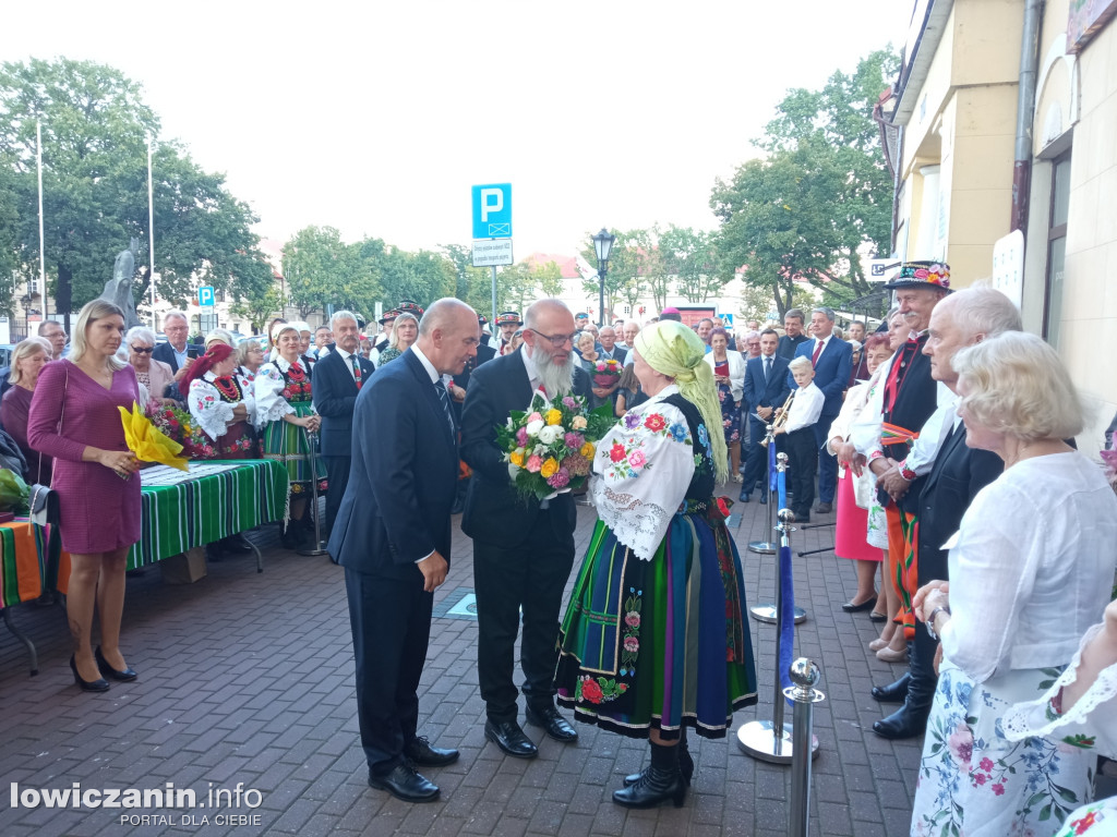 Uroczystość odsłonięcia Gwiozd Łowickich