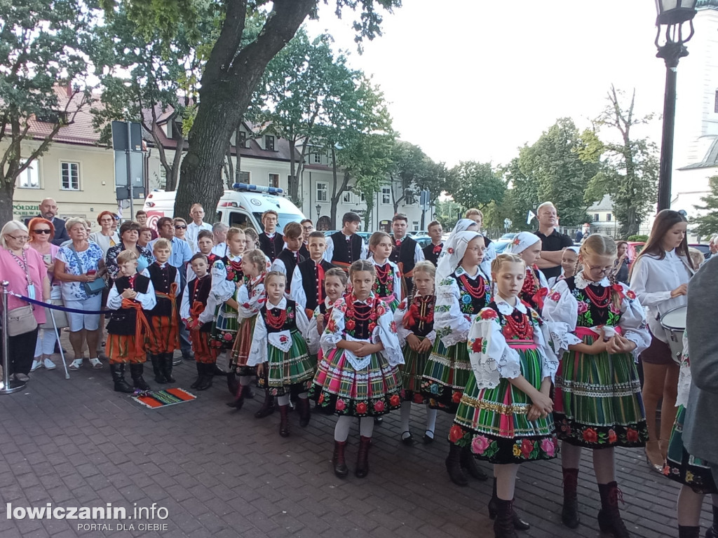 Uroczystość odsłonięcia Gwiozd Łowickich