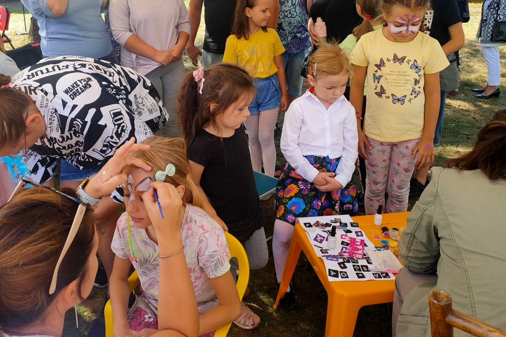 Piknik sąsiedzki pod Domem na 105 w Zdunach