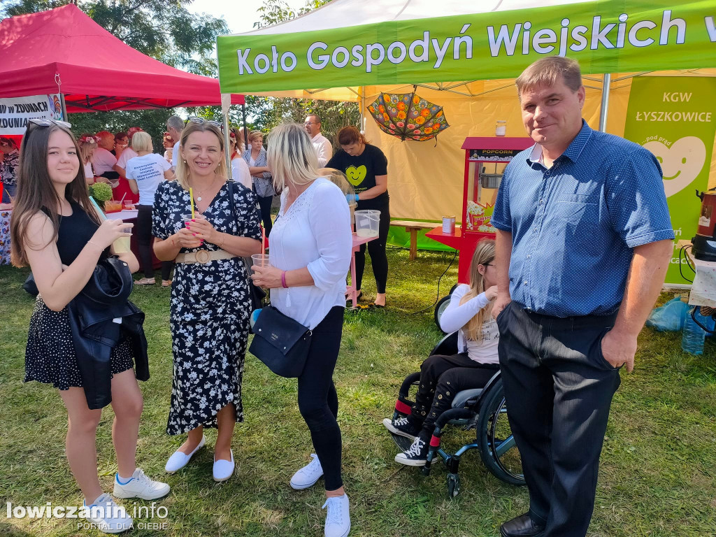 Piknik sąsiedzki pod Domem na 105 w Zdunach