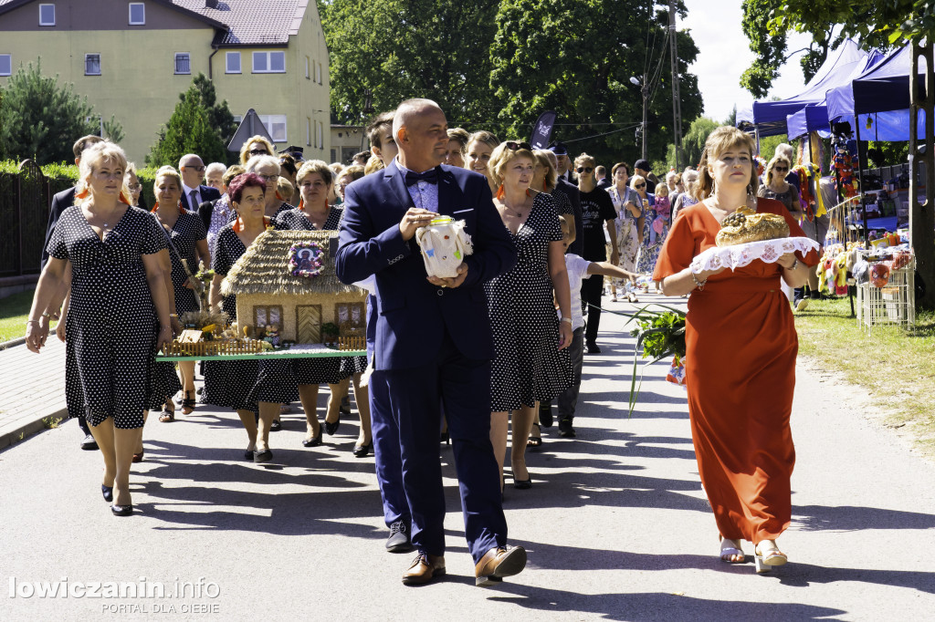 Dożynki w Dobieszkowie