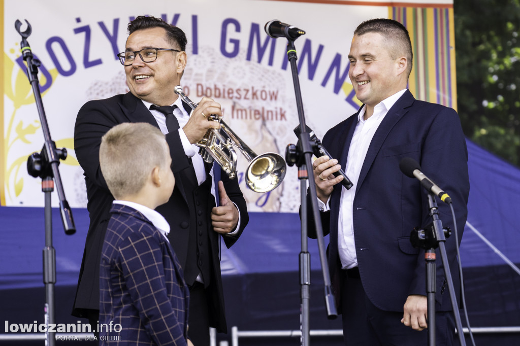 Dożynki w Dobieszkowie
