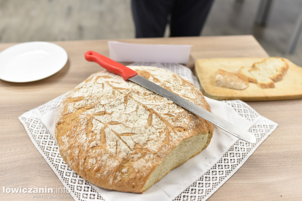 Konkurs na Chleb Dożynkowy w Bratoszewicach