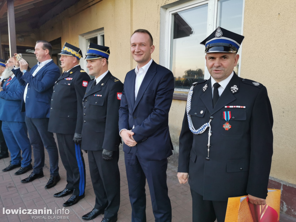 Powitanie samochodu strażackiego w OSP Błędów