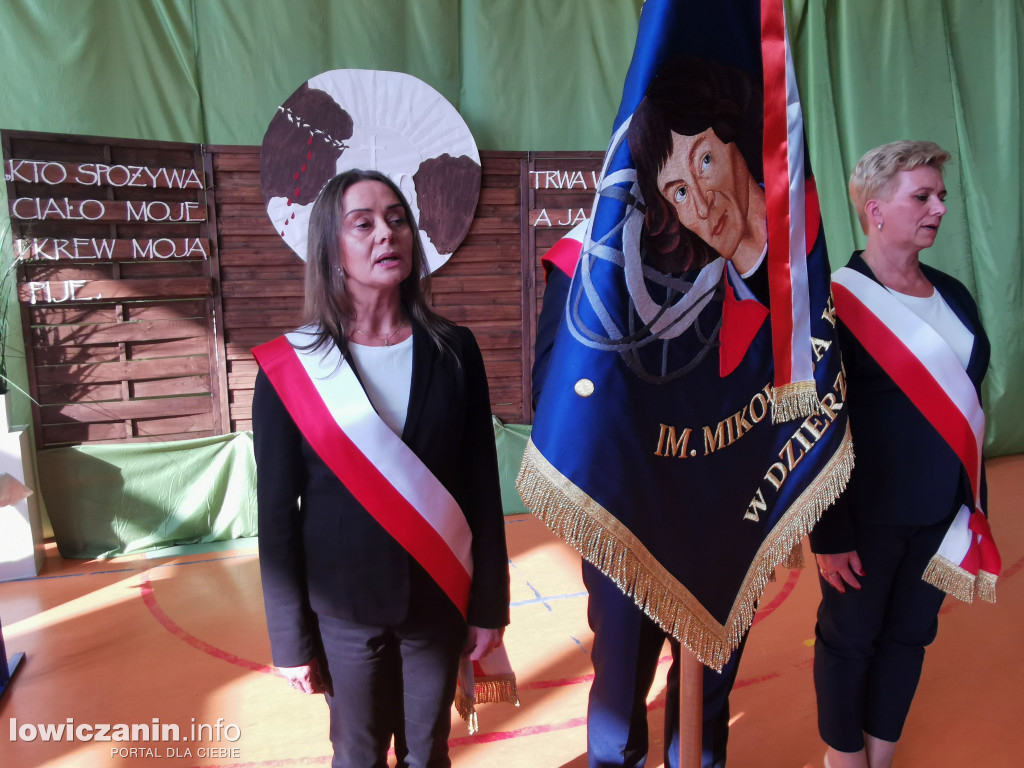 Nadanie imienia szkole w Dzierzgówku