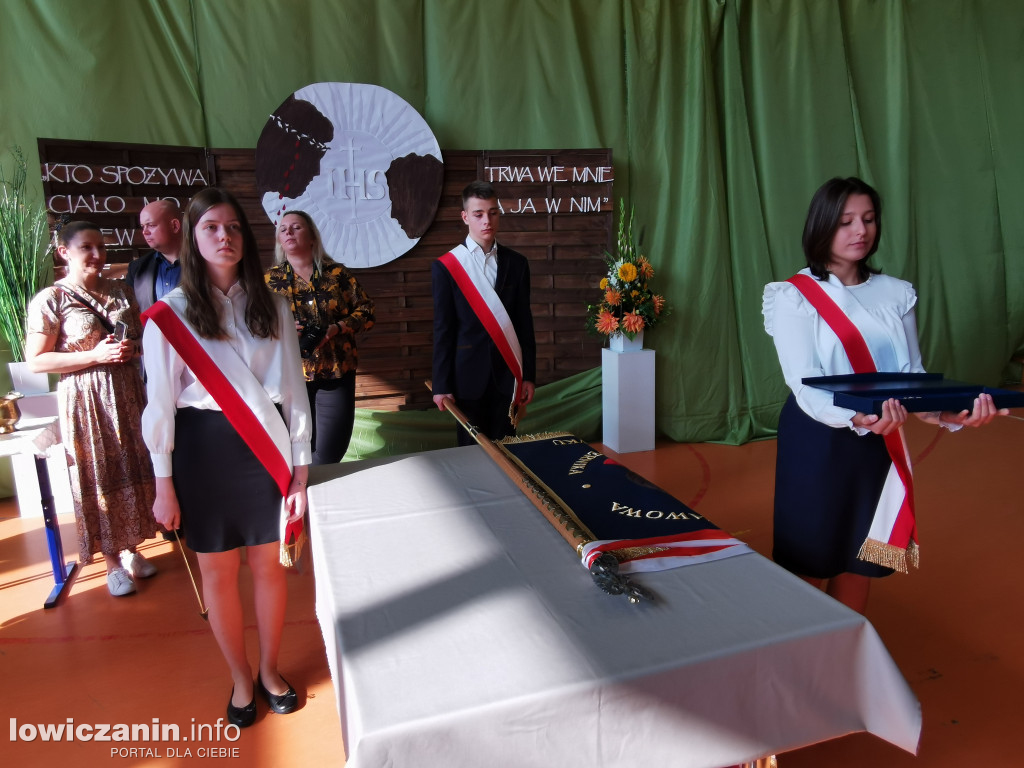 Nadanie imienia szkole w Dzierzgówku