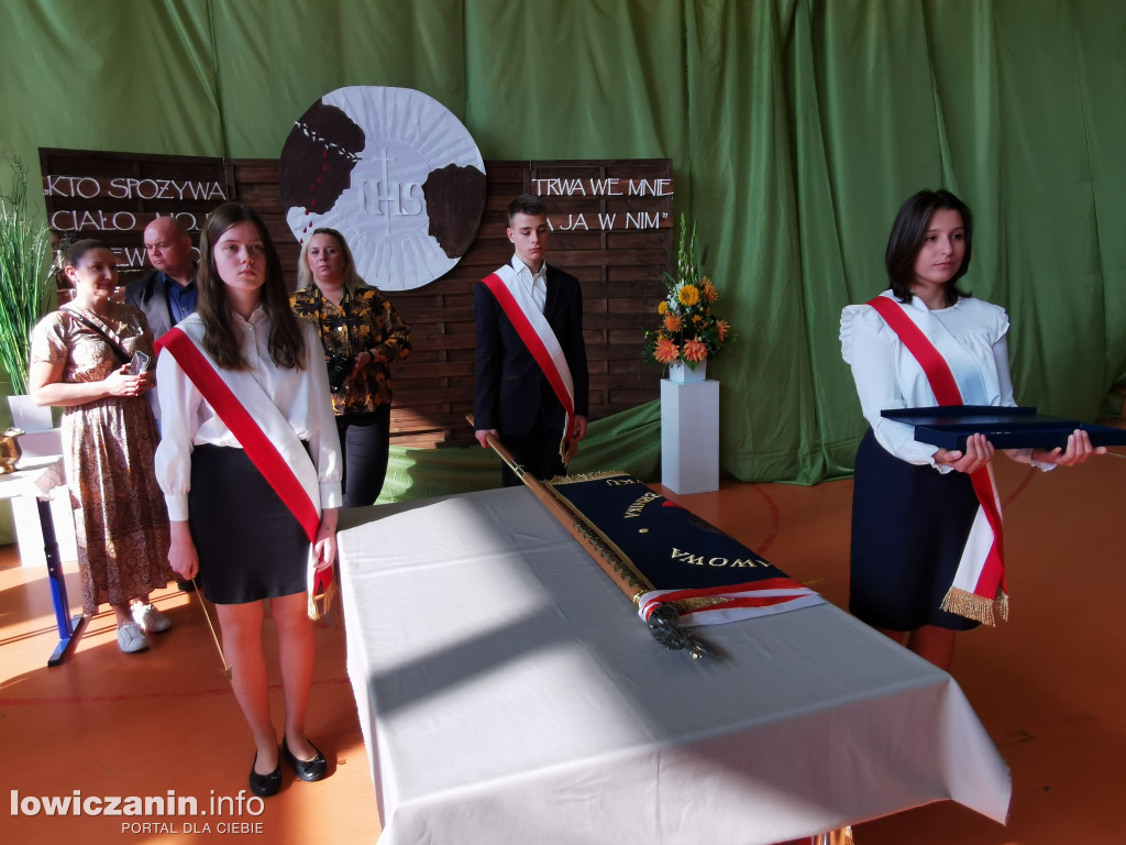 Nadanie imienia szkole w Dzierzgówku