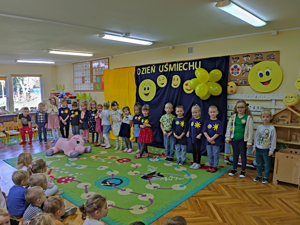 Dzień Uśmiechu w Przedszkolu nr 4 w Łowiczu