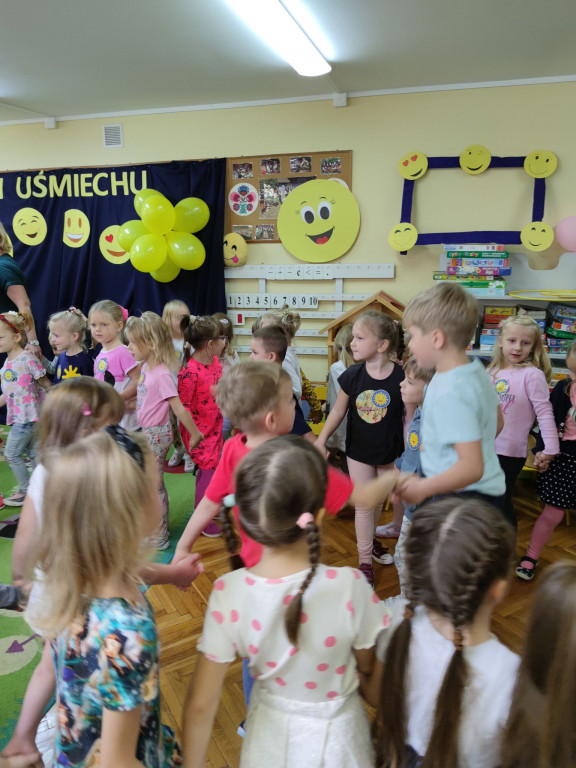 Dzień Uśmiechu w Przedszkolu nr 4 w Łowiczu