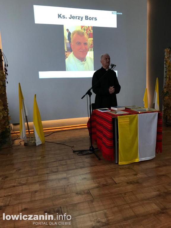 Spływ papieski uczniów ze Zduńskiej Dąbrowy