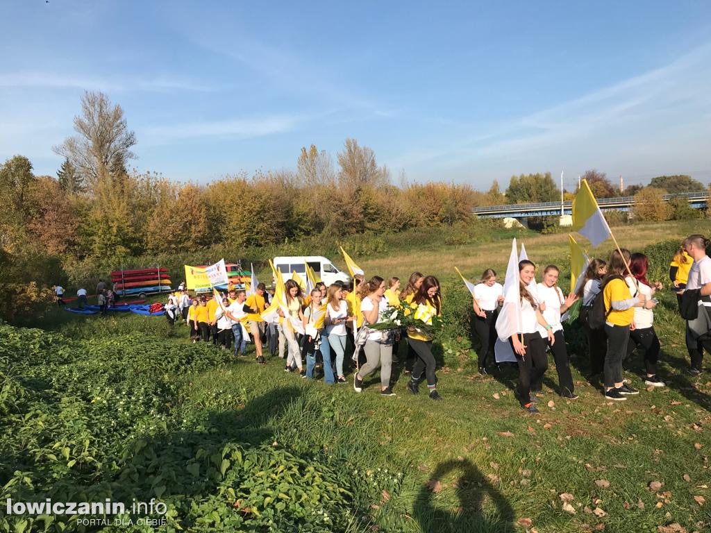 Spływ papieski uczniów ze Zduńskiej Dąbrowy