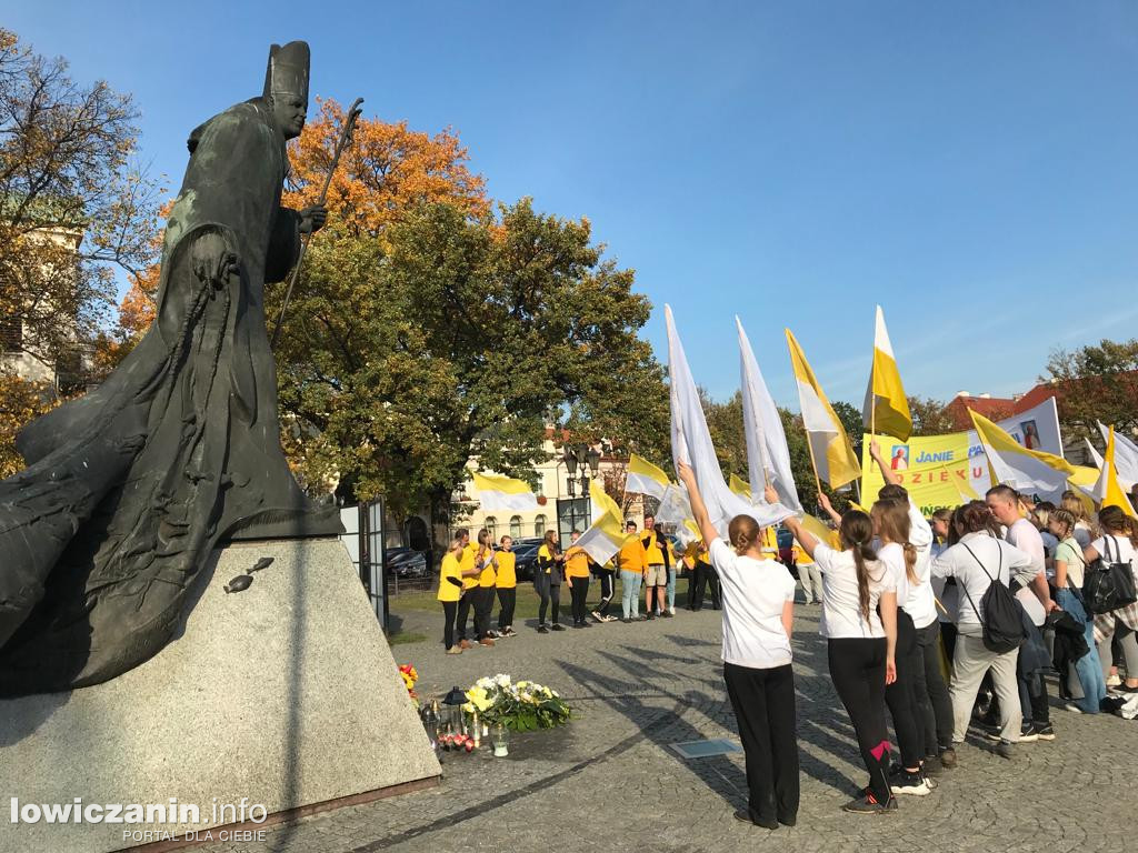 Spływ papieski uczniów ze Zduńskiej Dąbrowy