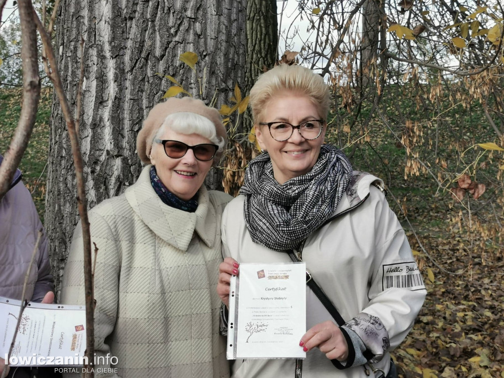 15 wiśni japońskich na 15-lecie ŁUTW