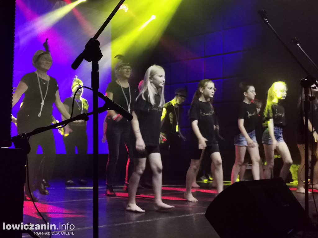Zumba w łowickim kinie Fenix