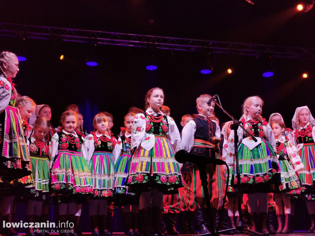 Międzypokoleniowy koncert z okazji 15-lecia ŁUTW