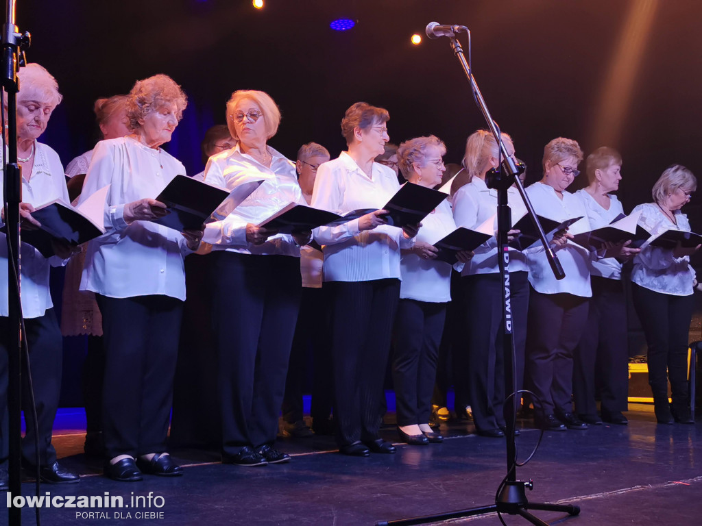 Międzypokoleniowy koncert z okazji 15-lecia ŁUTW