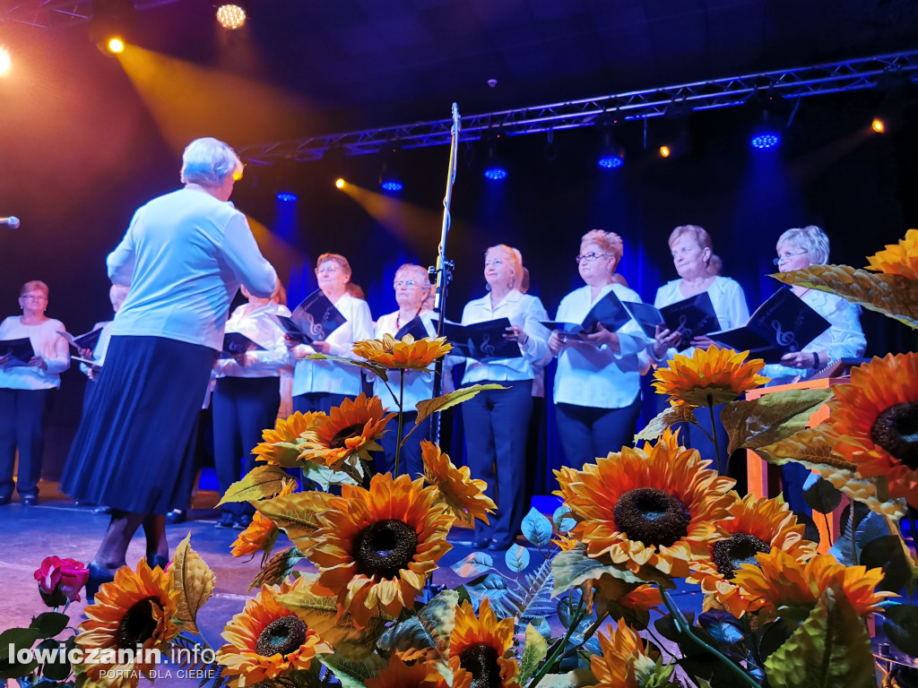 Międzypokoleniowy koncert z okazji 15-lecia ŁUTW
