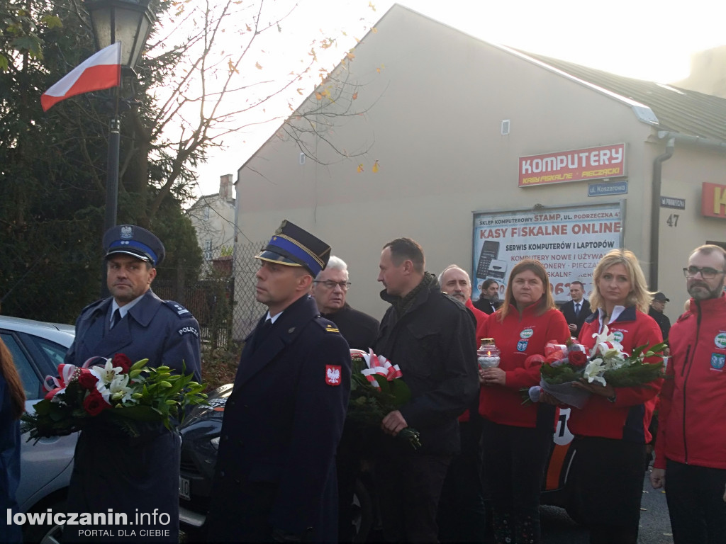 Złożenie wieńców pod pomnikiem Józefa Piłsudskiego