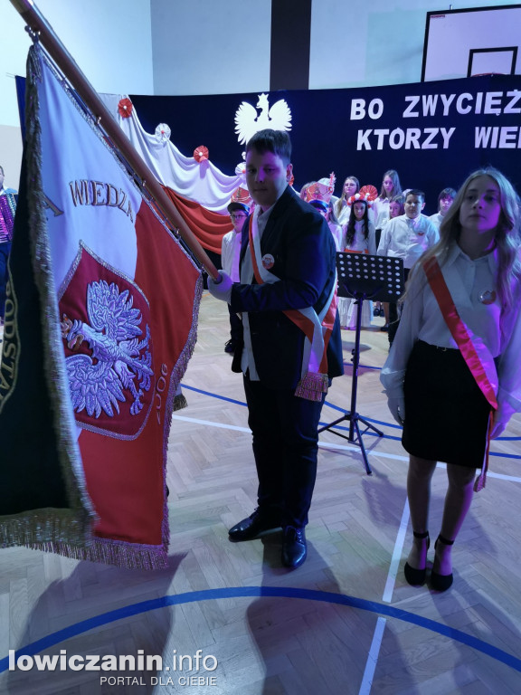 SP Zielkowice. Uroczystości patriotyczne i otwarcie nowego boiska.