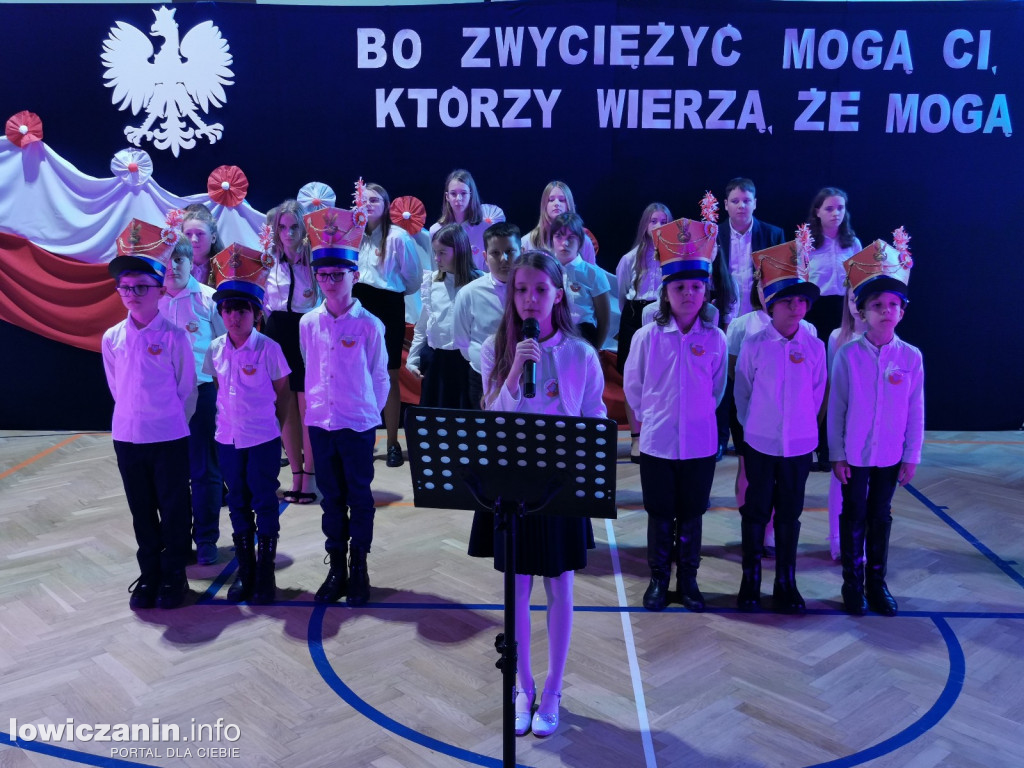 SP Zielkowice. Uroczystości patriotyczne i otwarcie nowego boiska.