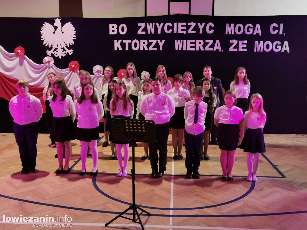 SP Zielkowice. Uroczystości patriotyczne i otwarcie nowego boiska.