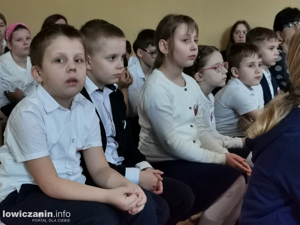 SP Zielkowice. Uroczystości patriotyczne i otwarcie nowego boiska.