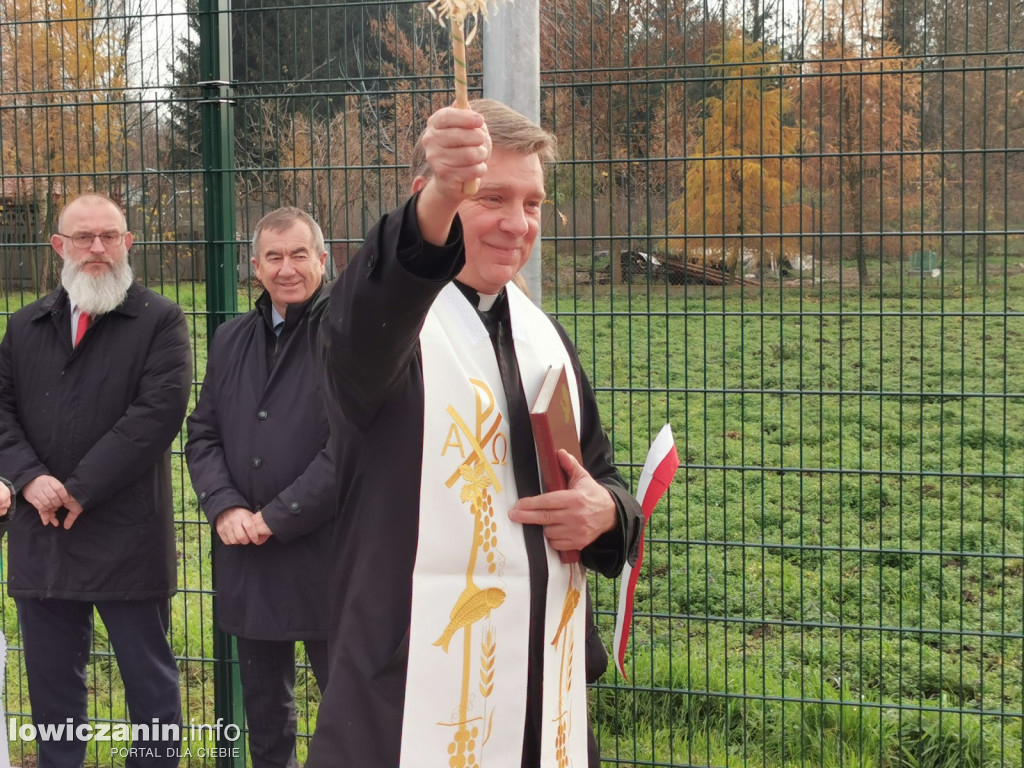 SP Zielkowice. Uroczystości patriotyczne i otwarcie nowego boiska.