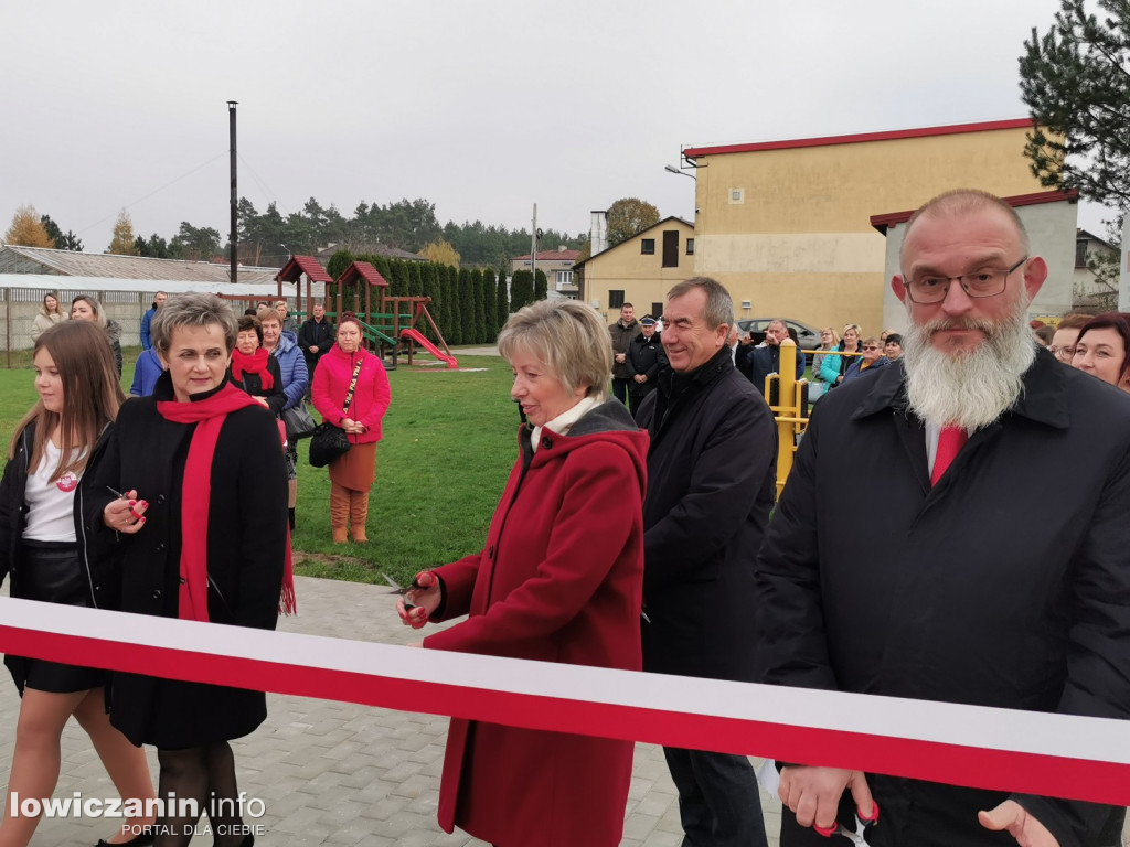 SP Zielkowice. Uroczystości patriotyczne i otwarcie nowego boiska.