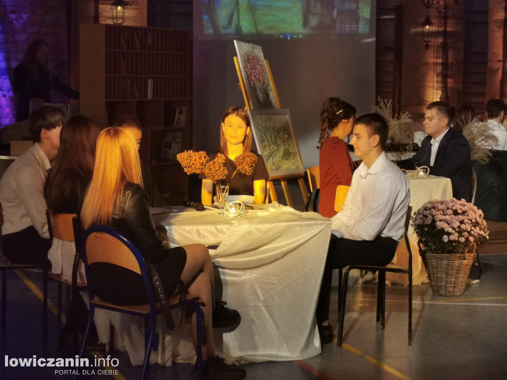 Niezwykłe widowisko w łowickim Hotelarzu