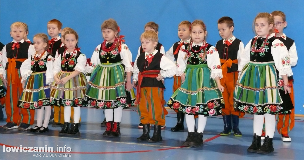 15 lat Klubu Seniora Radość, z dziećmi i mlodzieżą