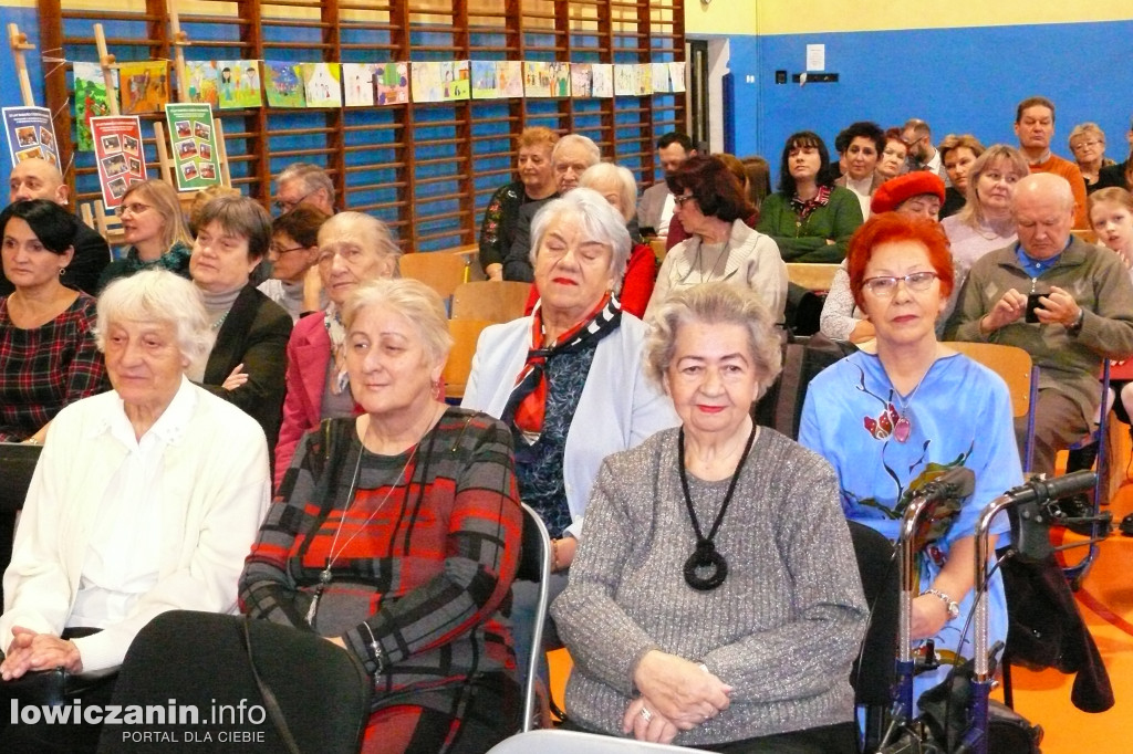 15 lat Klubu Seniora Radość, z dziećmi i mlodzieżą
