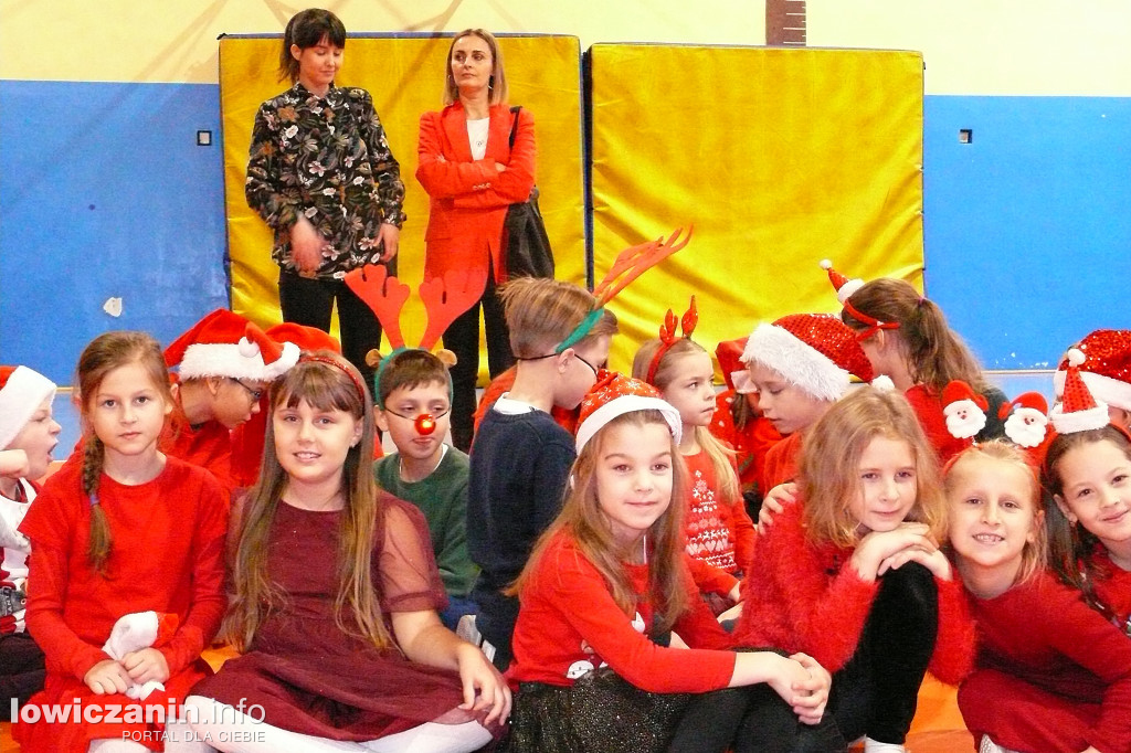 15 lat Klubu Seniora Radość, z dziećmi i mlodzieżą