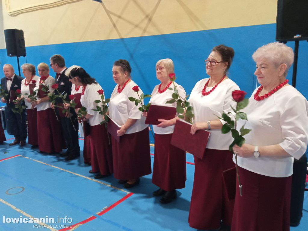 15 lat Klubu Seniora Radość, z dziećmi i mlodzieżą