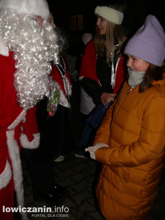 Choinka Miejska na muszli koncertowej.