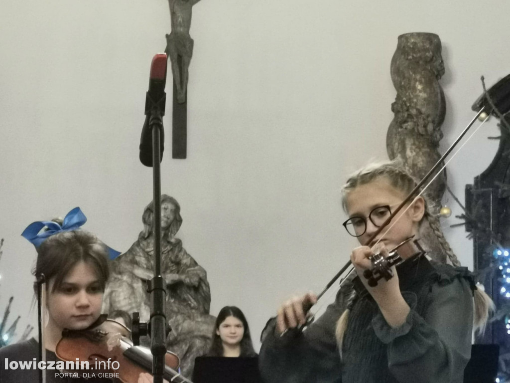 Koncert świąteczny w sali barokowej