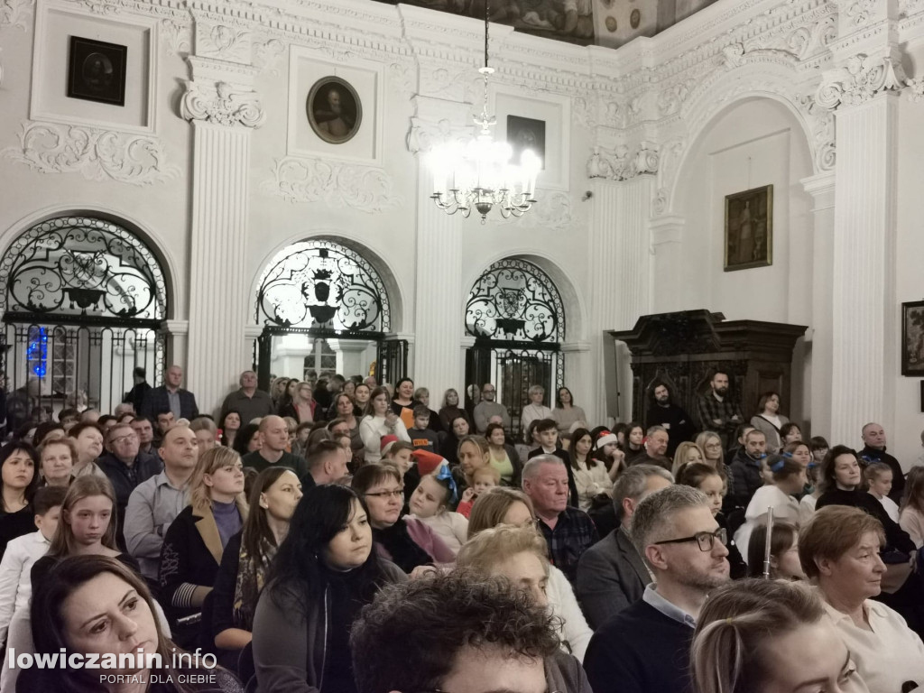 Koncert świąteczny w sali barokowej