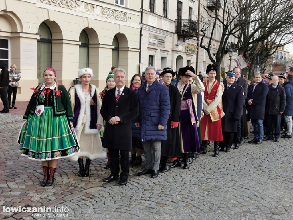 Polonez na Starym Rynku w Łowiczu