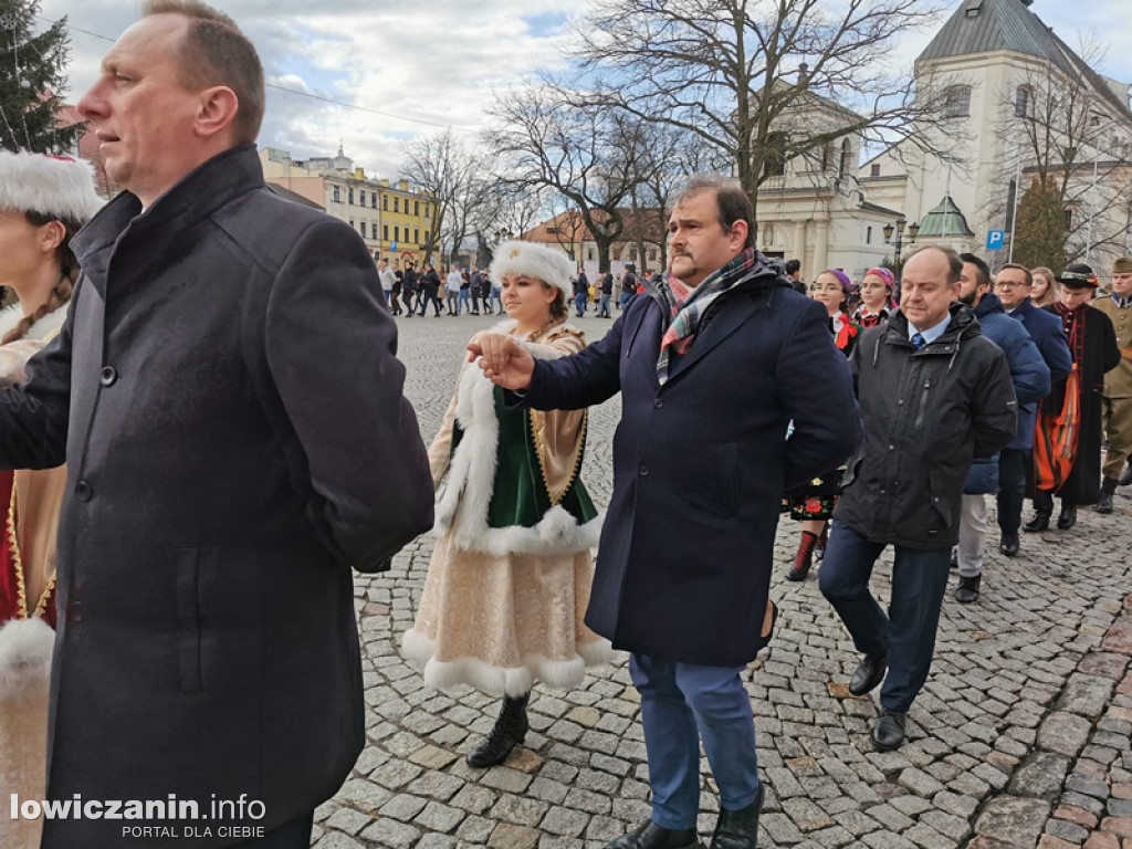 Polonez na Starym Rynku w Łowiczu