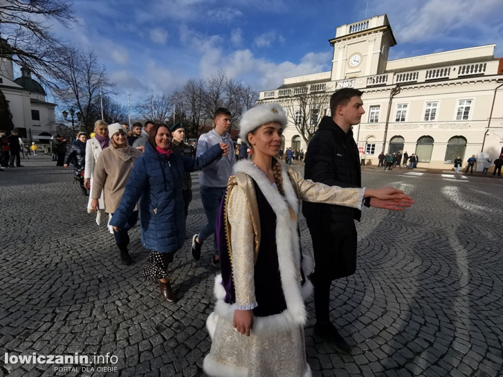 Polonez na Starym Rynku w Łowiczu