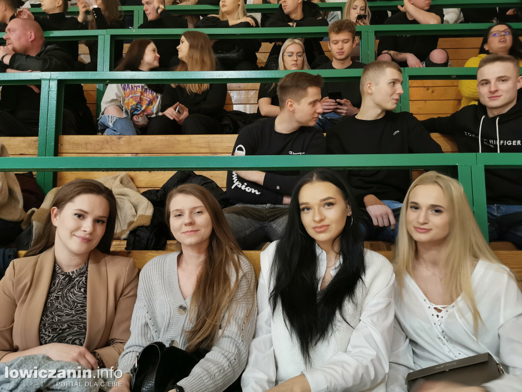Gwiazdy na Gwiazdkę 2023