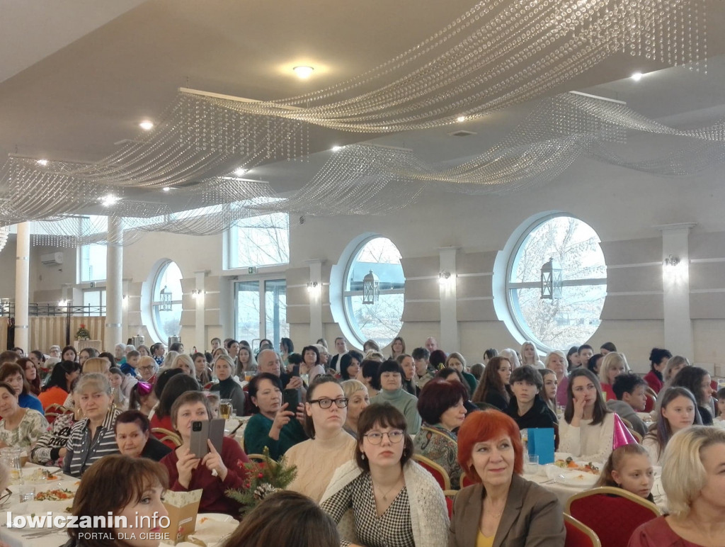 Spotkanie świąteczne w restauracji Szkiełka