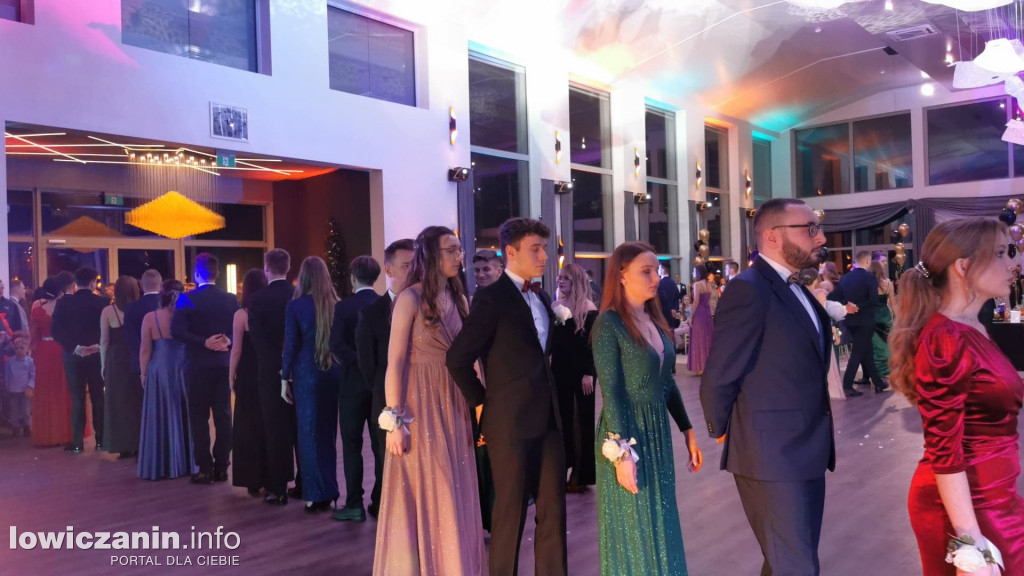 Studniówka uczniów ZSP 4 w 